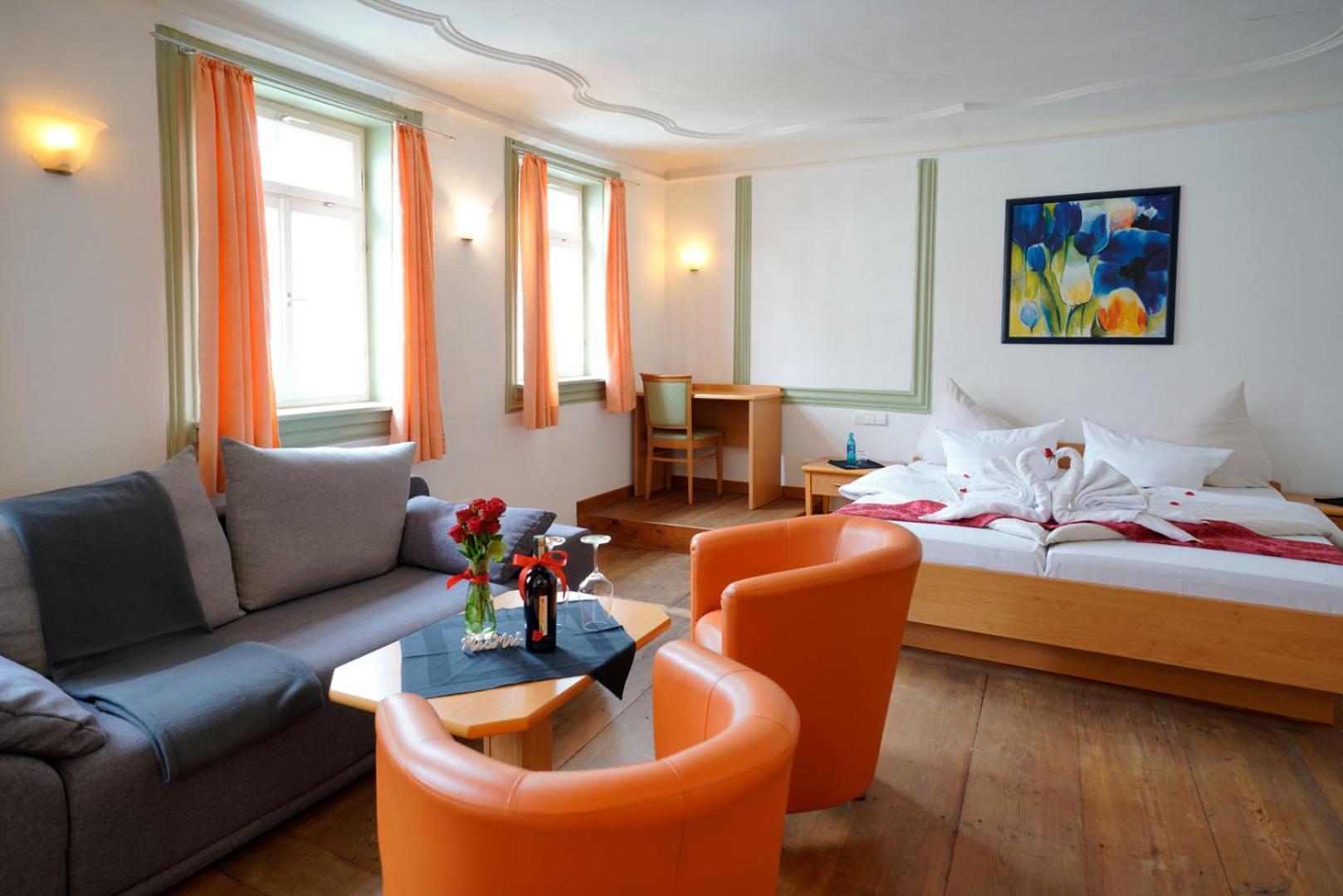 Hotel Adler Am Schloss Bonnigheim 外观 照片